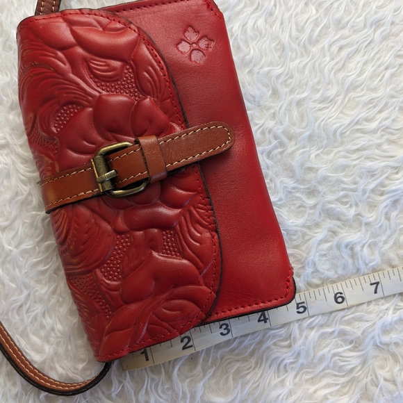 Patricia Nash Torri Red Leather Crossbody - Picture 5 of 12